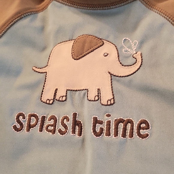 "Splash time" rashguard swim top with elephant graphic - Picture 4 of 4